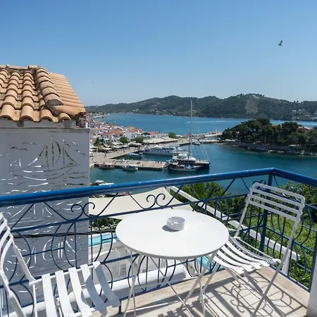 Plakes House Apartment Skiathos-Stadt